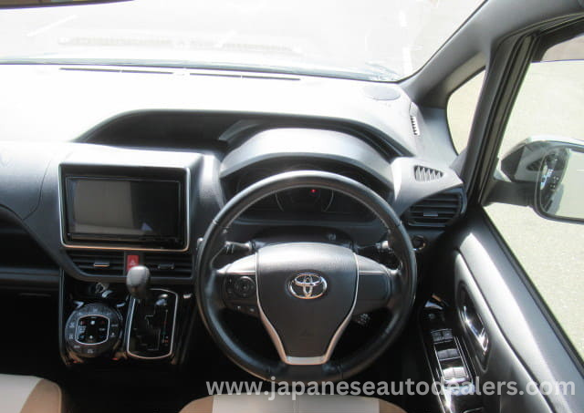 
								Toyota Noah SI WXB full									