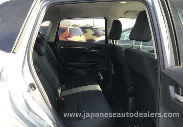 
								HONDA FIT full									