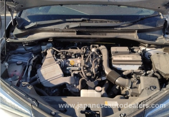 
								Toyota C-HR full									