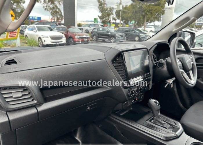 
								ISUZU D-MAX 3.0 full									