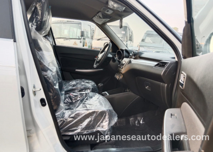 
								Suzuki Swift full									