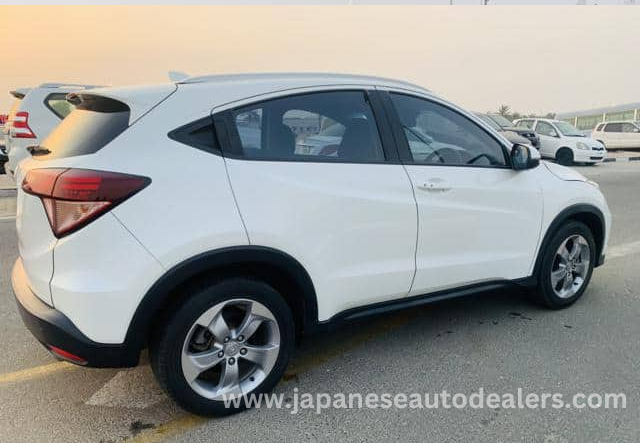 
								HONDA HR-V full									