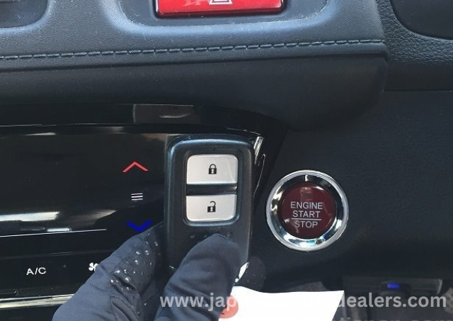 
								HONDA VEZEL full									