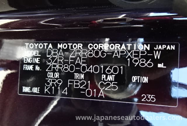 
								TOYOTA NOAH full									