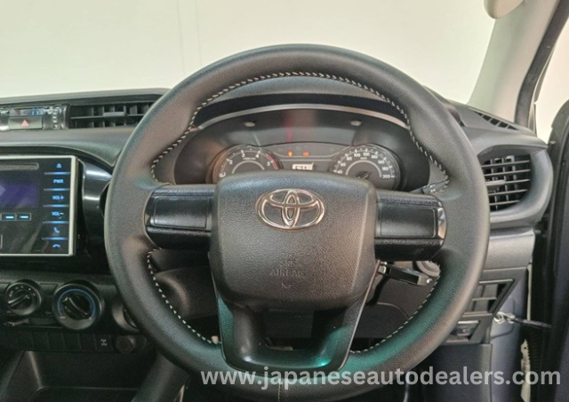 
								TOYOTA HILUX SINGLE CAB full									