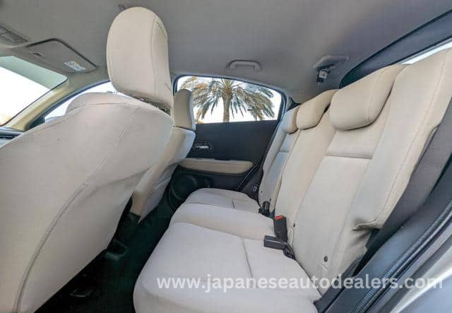 
								HONDA HR-V full									