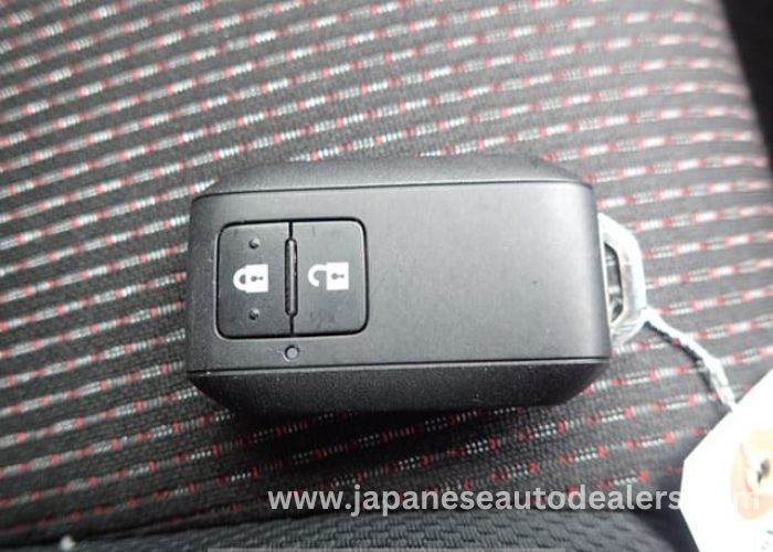 
								Suzuki Swift full									