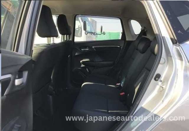 
								HONDA FIT full									