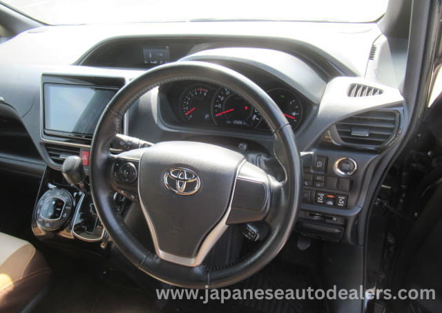
								Toyota Noah SI WXB full									