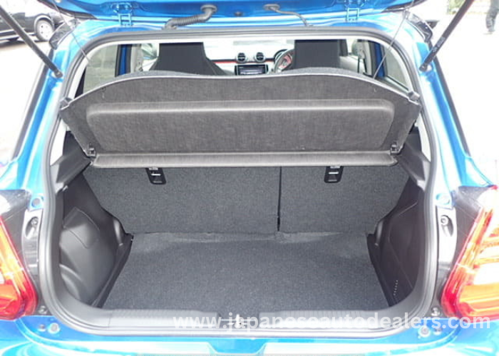 
								Suzuki Swift full									