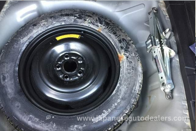 
								Honda CR-V full									