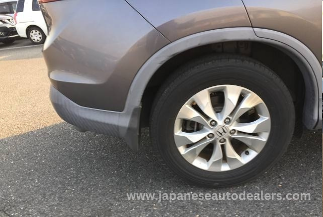 
								Honda CR-V full									