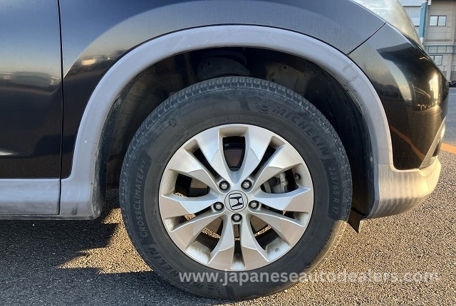 
								Honda CR-V full									