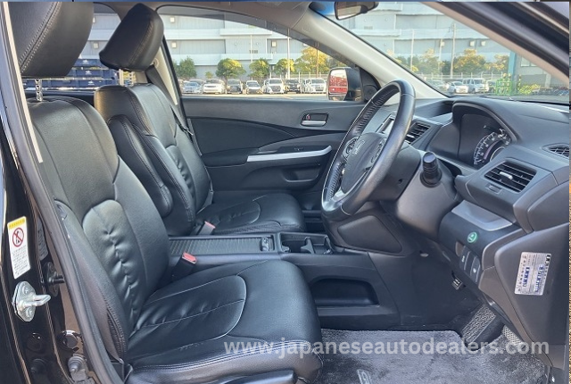 
								Honda CR-V full									