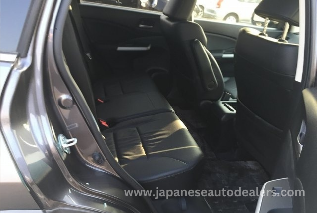 
								Honda CR-V full									