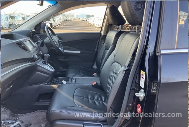 
								Honda CR-V full									