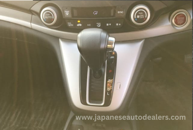 
								Honda CR-V full									
