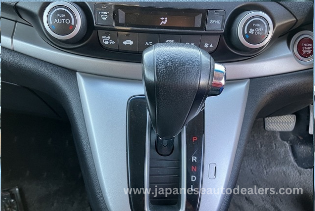 
								Honda CR-V full									