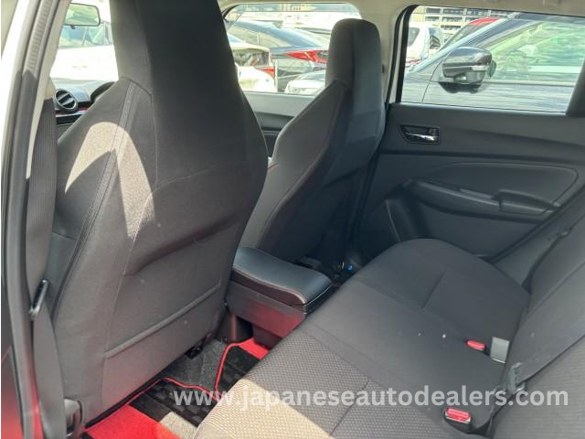 
								SUZUKI SWIFT SPORT 2023/02 full									
