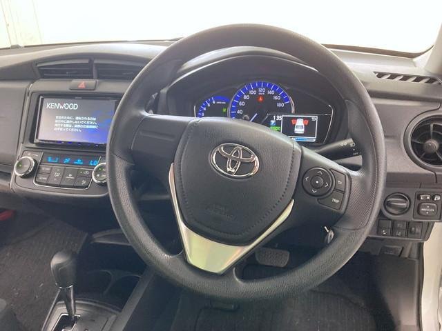 
								TOYOTA COROLLA AXIO full									