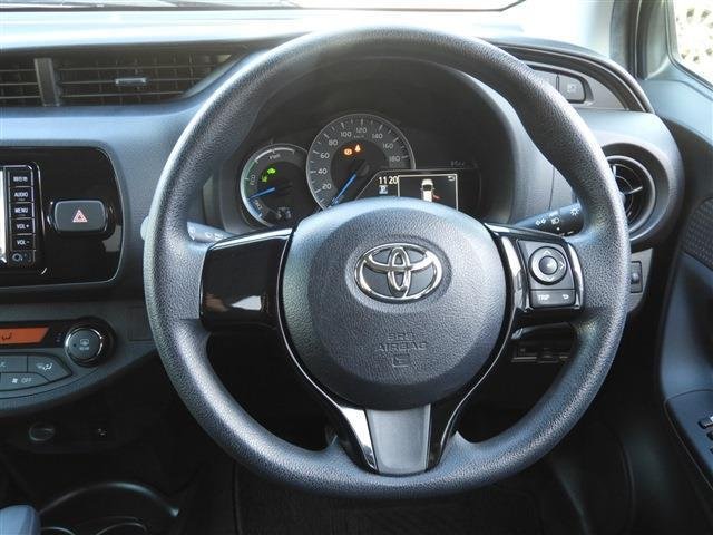 
								TOYOTA VITZ full									