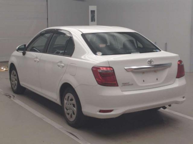 
								TOYOTA COROLLA AXIO full									