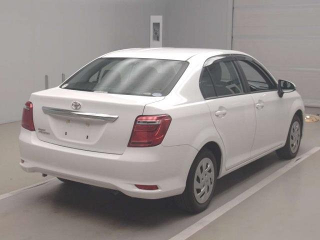 
								TOYOTA COROLLA AXIO full									