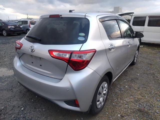
								TOYOTA VITZ full									