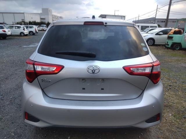 
								TOYOTA VITZ full									