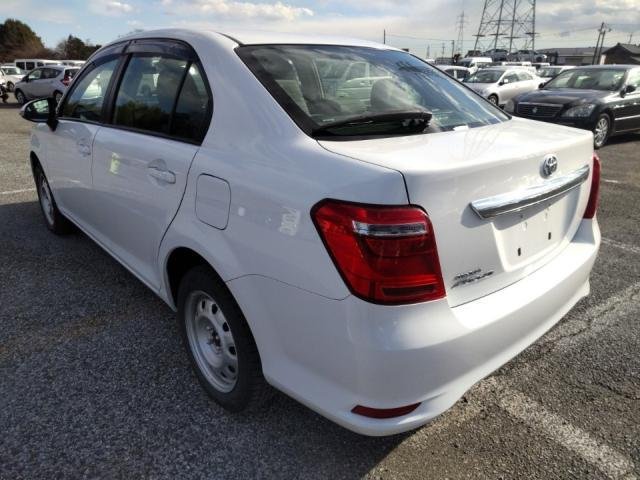 
								TOYOTA COROLLA AXIO full									