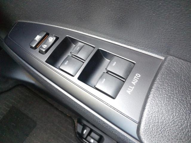 
								TOYOTA COROLLA AXIO full									