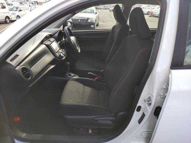 
								TOYOTA COROLLA AXIO full									