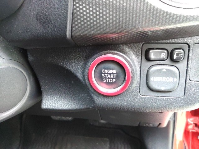 
								Toyota Vitz full									
