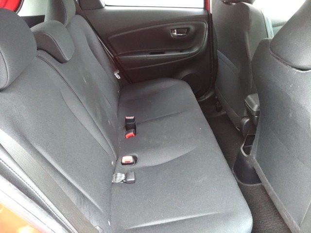 
								Toyota Vitz full									