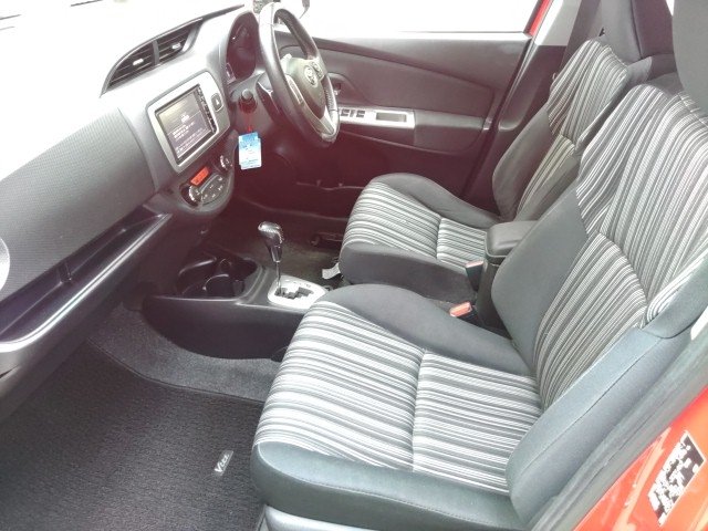 
								Toyota Vitz full									