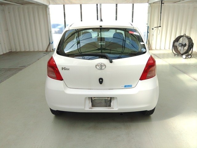 
								TOYOTA VITZ full									