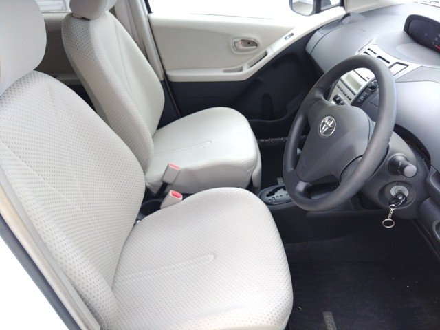 
								TOYOTA VITZ full									