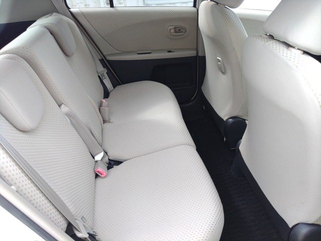 
								TOYOTA VITZ full									