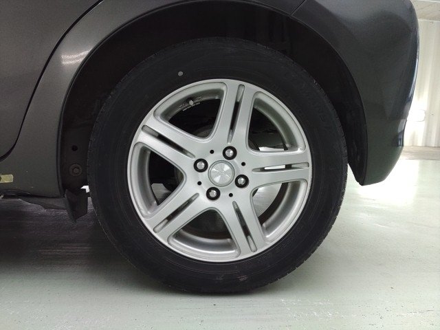 
								TOYOTA VITZ full									