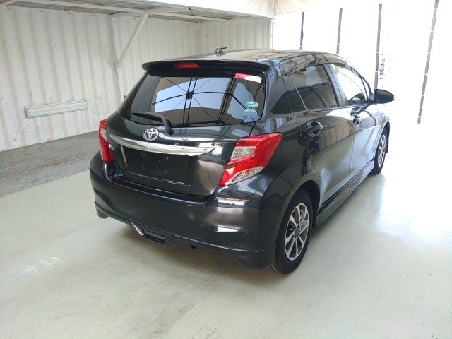 
								TOYOTA VITZ full									