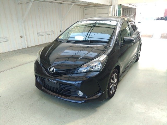
								TOYOTA VITZ full									