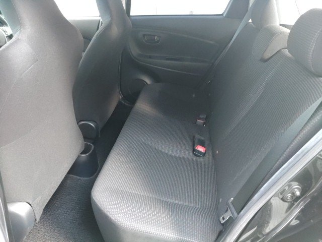 
								TOYOTA VITZ full									