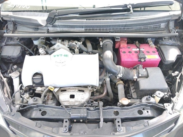 
								TOYOTA VITZ full									
