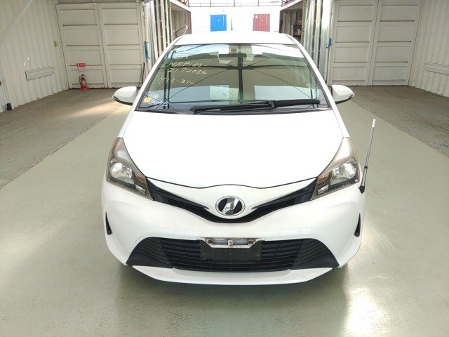 
								TOYOTA VITZ full									