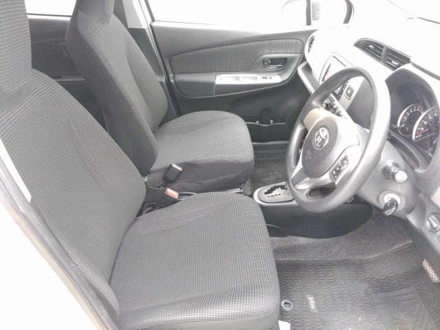 
								TOYOTA VITZ full									