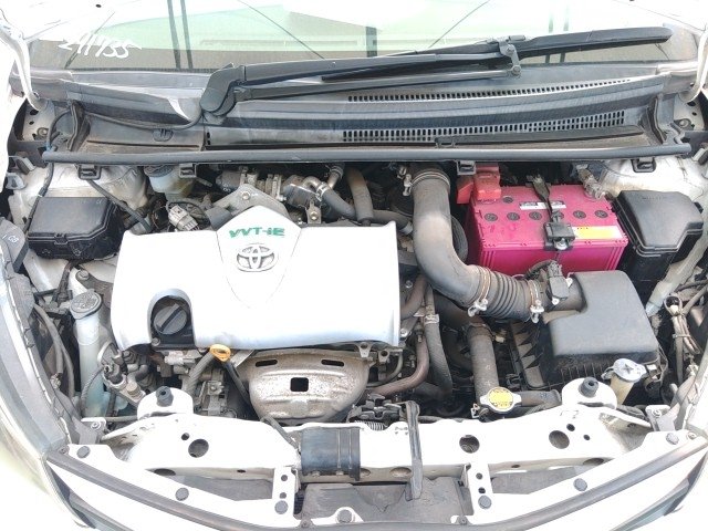 
								TOYOTA VITZ full									