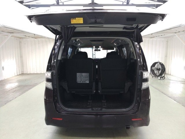 
								TOYOTA VELFIRE full									