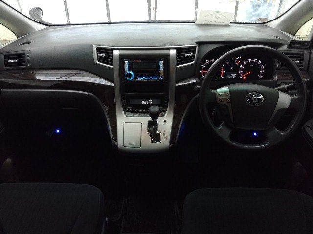 
								TOYOTA VELFIRE full									