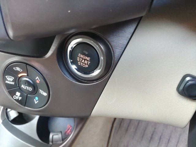 
								TOYOTA VANGUARD full									