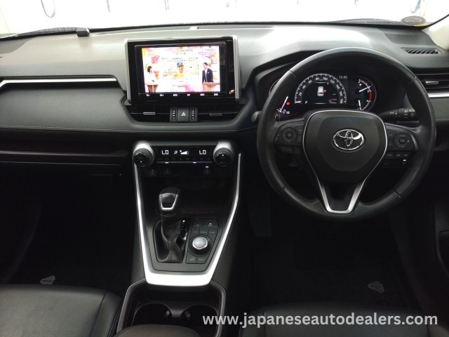 
								TOYOTA RAV4 full									